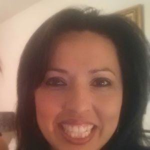 Meet your Posher, Roxanne